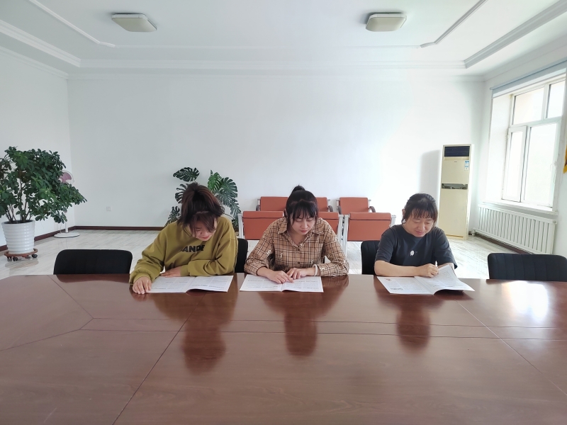 读书001.jpg