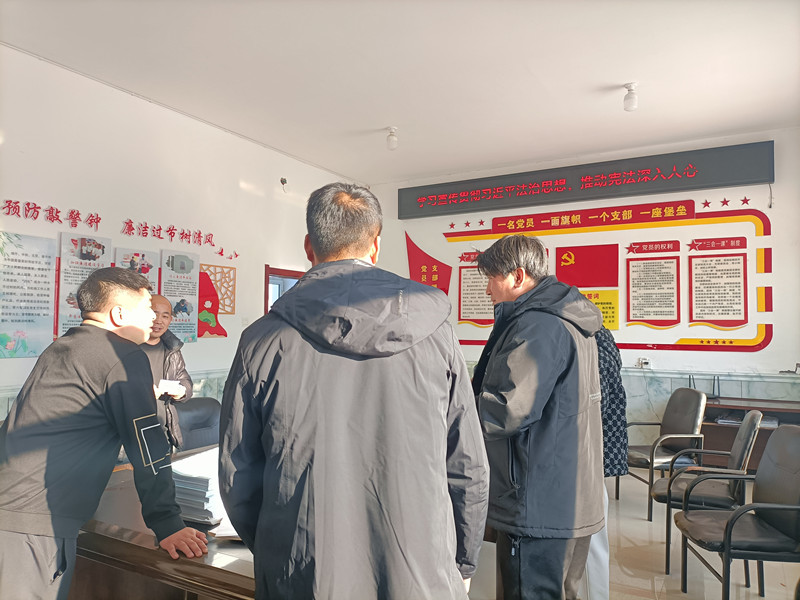 1765096884904341.jpg 普法照片.jpg