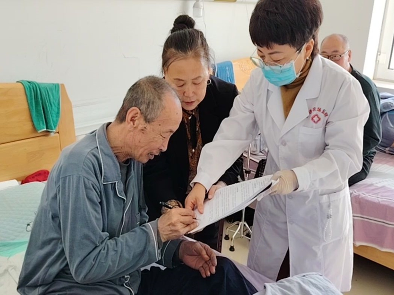 1776219413678144.jpg 签约.jpg